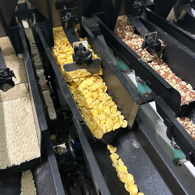 Maszyna do pakowania w worki prefabrykowane paszy dla ptaków, karmy dla psów i kotów, wielofunkcyjne urządzenie do pakowania granulatu, maszyna pakująca z wagą wielogłowicową